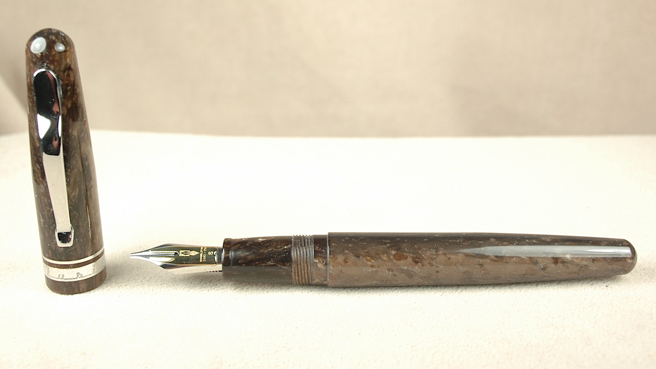 Pre-Owned Pens: Delta Fusion 82